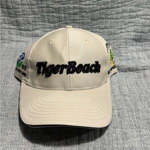 Rare The Open 2007 Carnoustie Golf & Tiger Beach Golf Links Hat Scotland & China